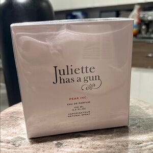 Pear Inc. by Juliette Has a Gun Eau de Parfum 100ml (Brand New / Sealed)